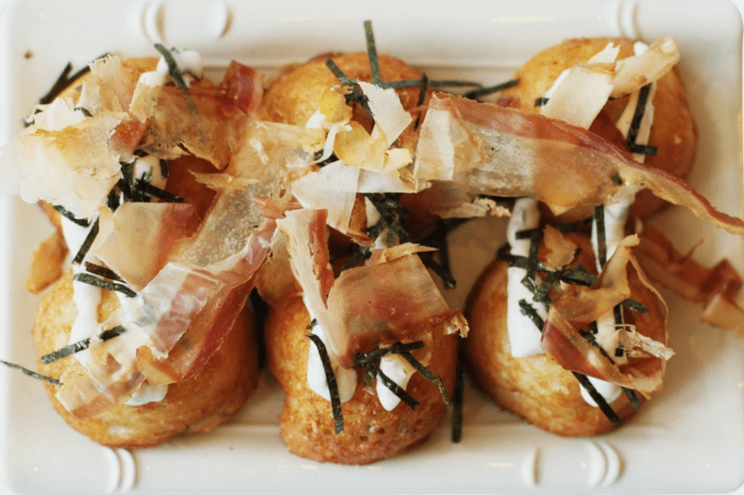 S13. Takoyaki Octopus with Kewpie Mayo 章鱼烧
