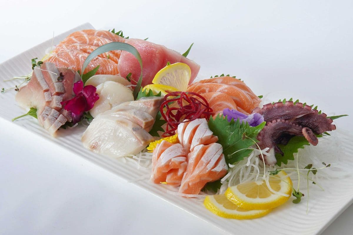 SASHIMI SET MEDIUM