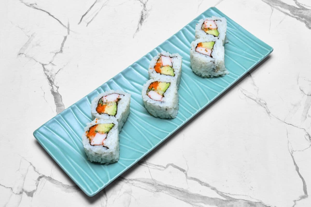 R10. California Roll (6 Pcs)