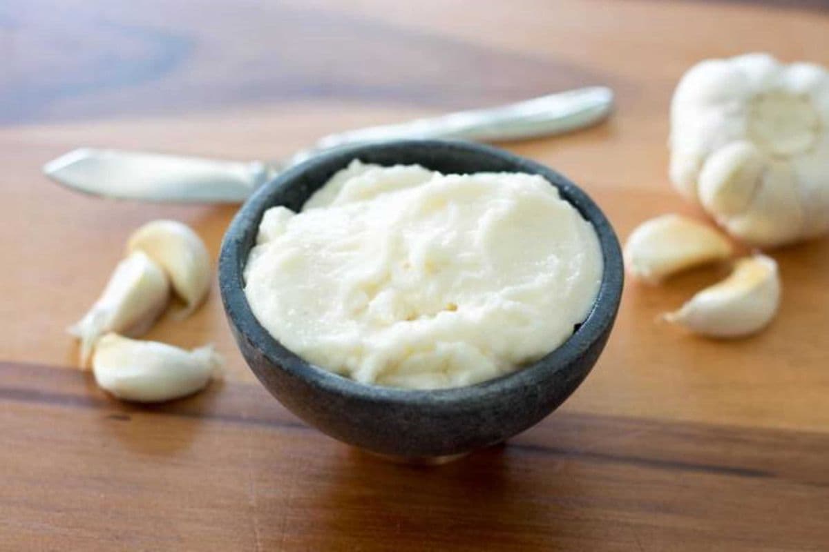 Sauce à l'ail / Garlic Sauce