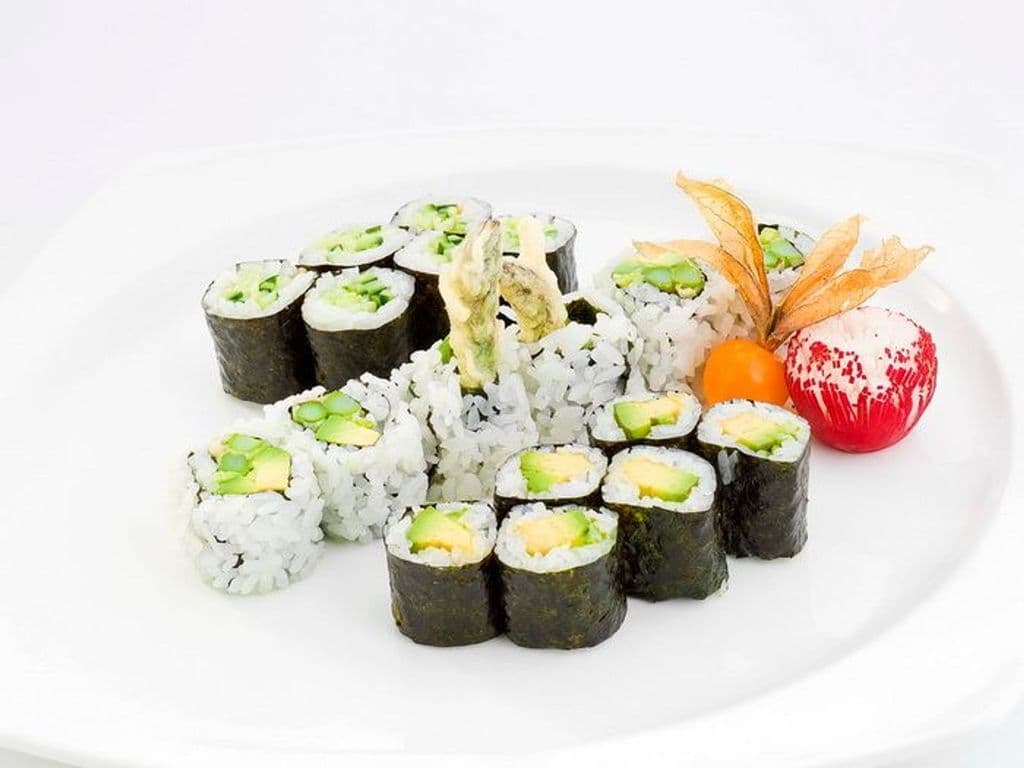 Vegetable Roll Set (18 pcs)