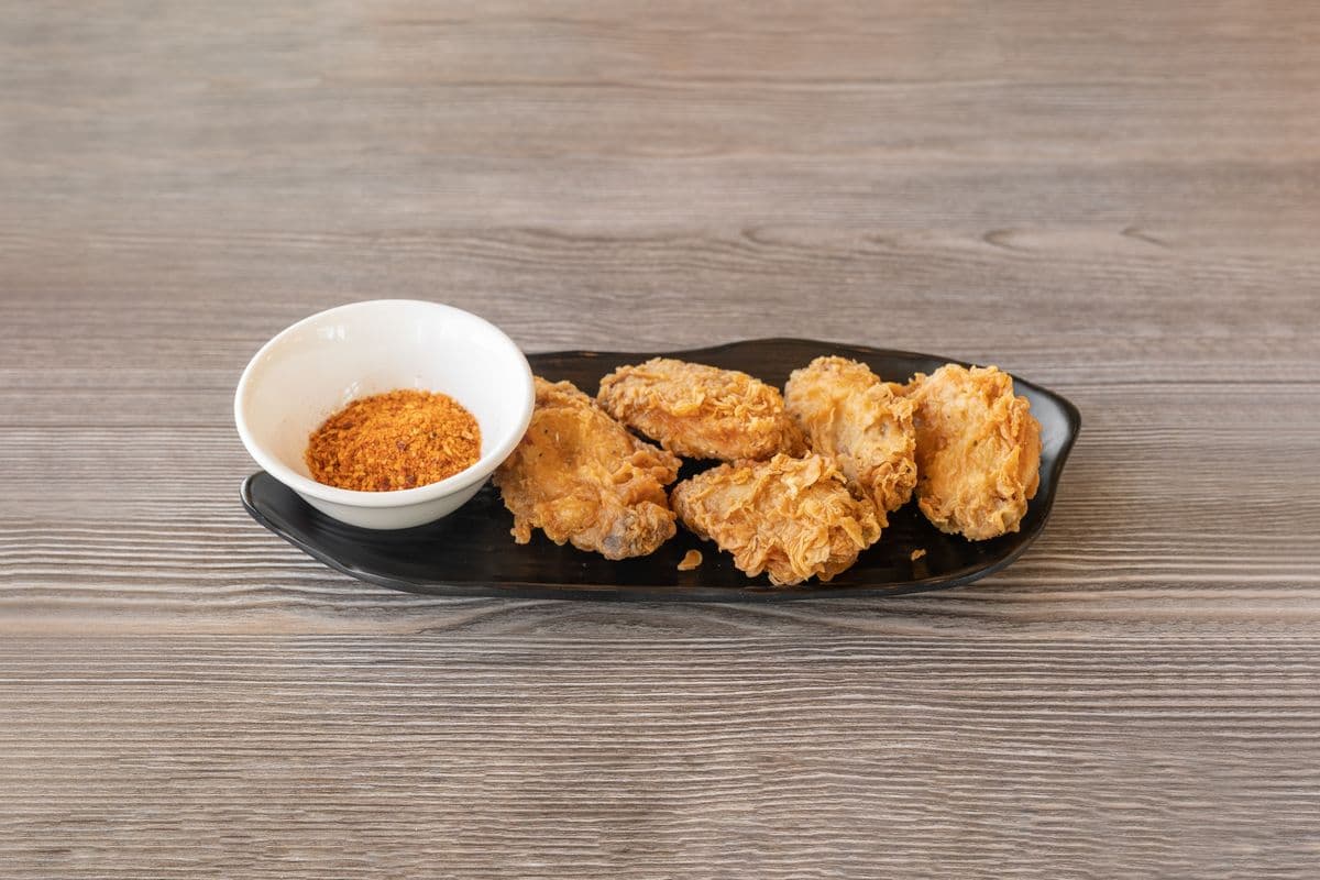 50. Deep Fried Chicken Wings (10 pieces)