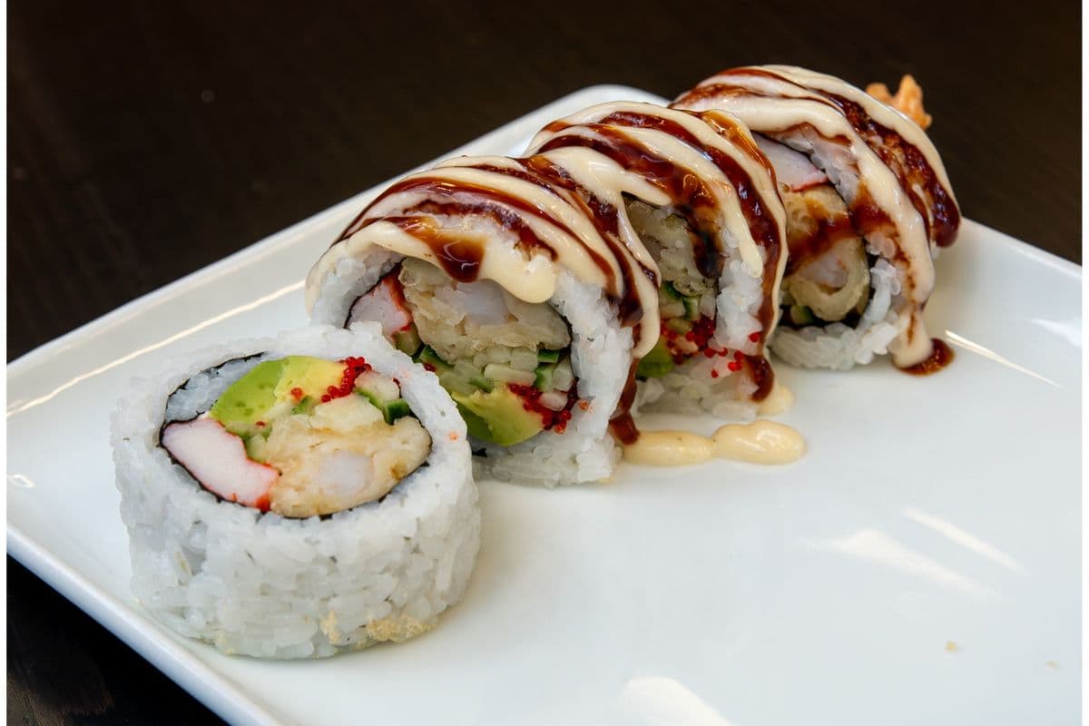 Dynamite Roll (8 pcs)