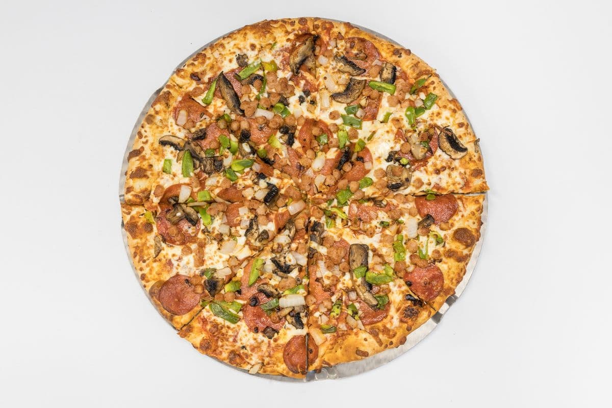12" Medium Deluxe Pizza