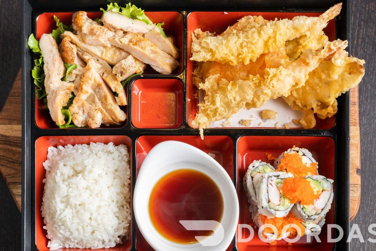 DB2. Chicken Katsu Bento 日式炸雞排便當晚餐
