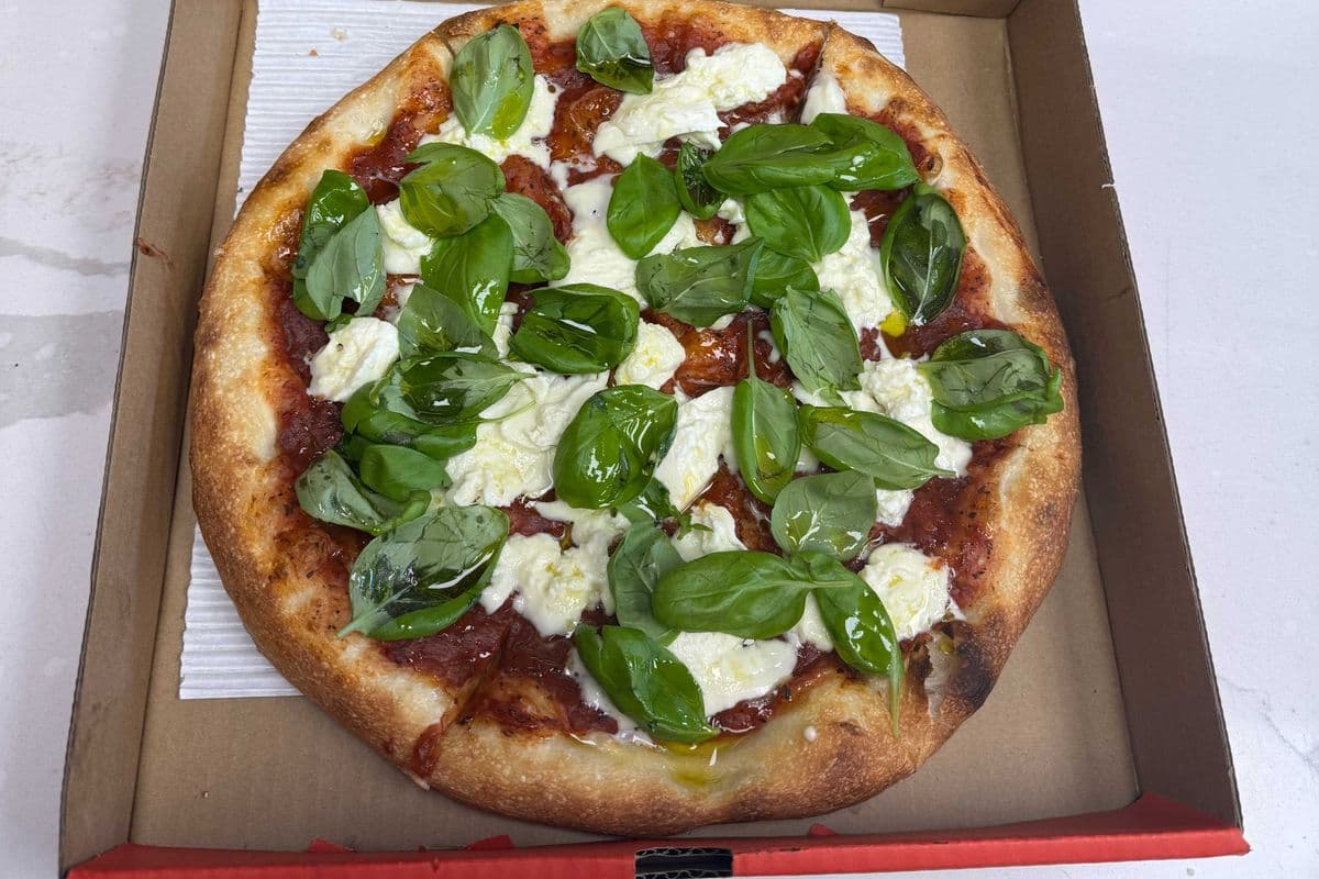 9" Small Margherita Pizza