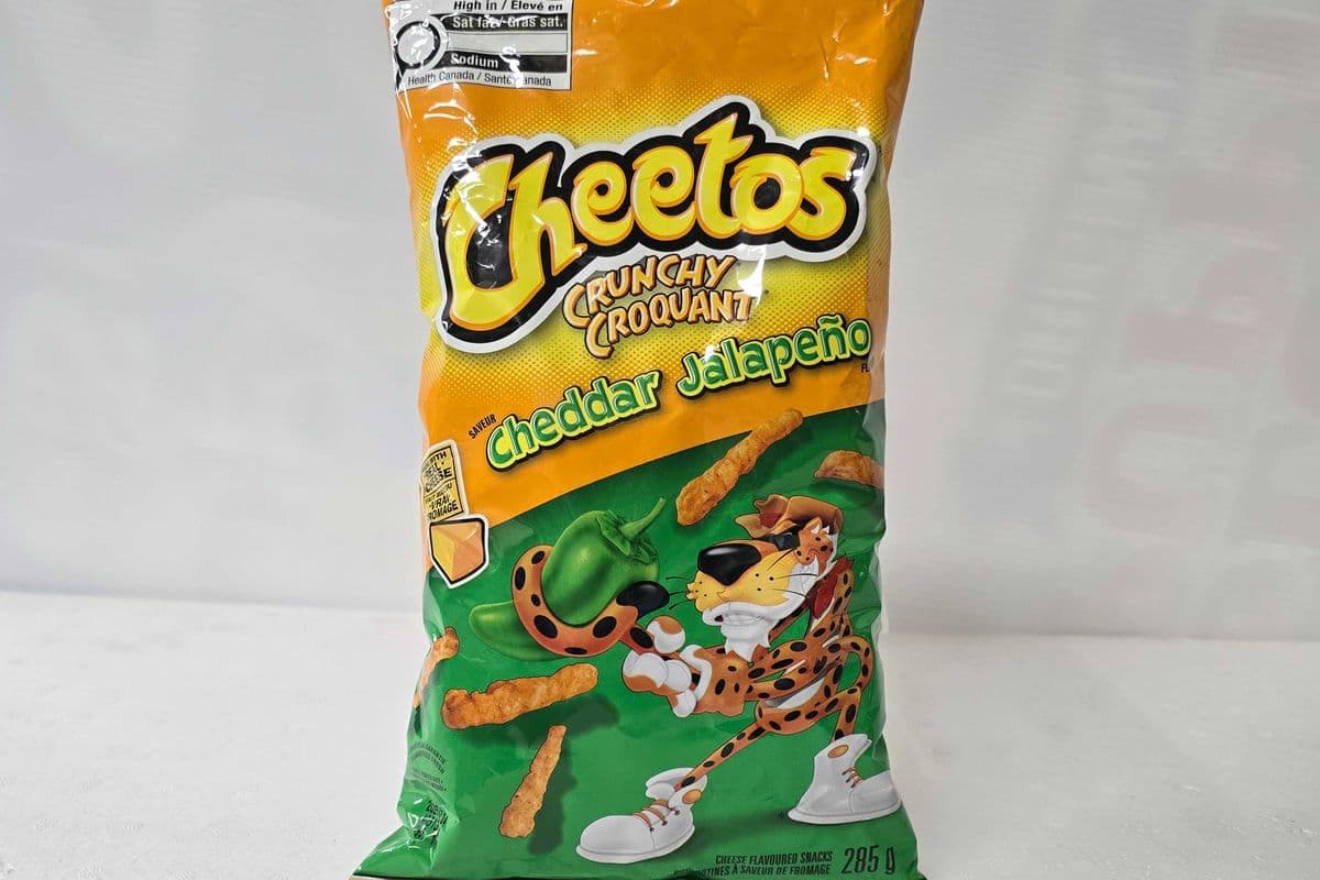 Cheetos crunchy croquant cheddar jalapeno 285g (285g)