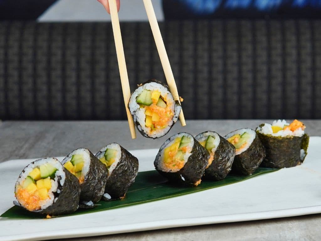 Spicy Mango Roll
