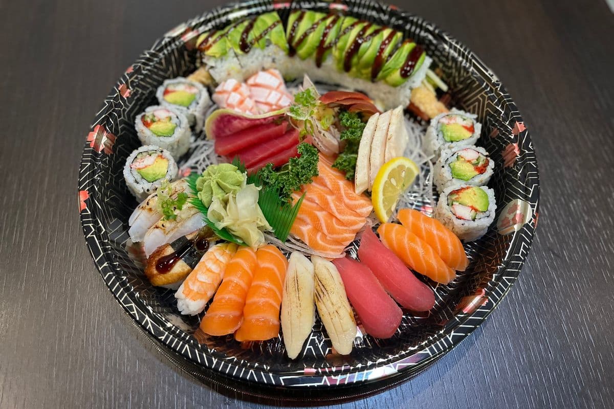 227. Small Sushi and Sashimi Combination Party Tray (42 pcs)