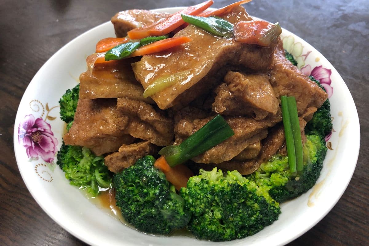 S16. Tofu with Oyster sauce红烧豆腐