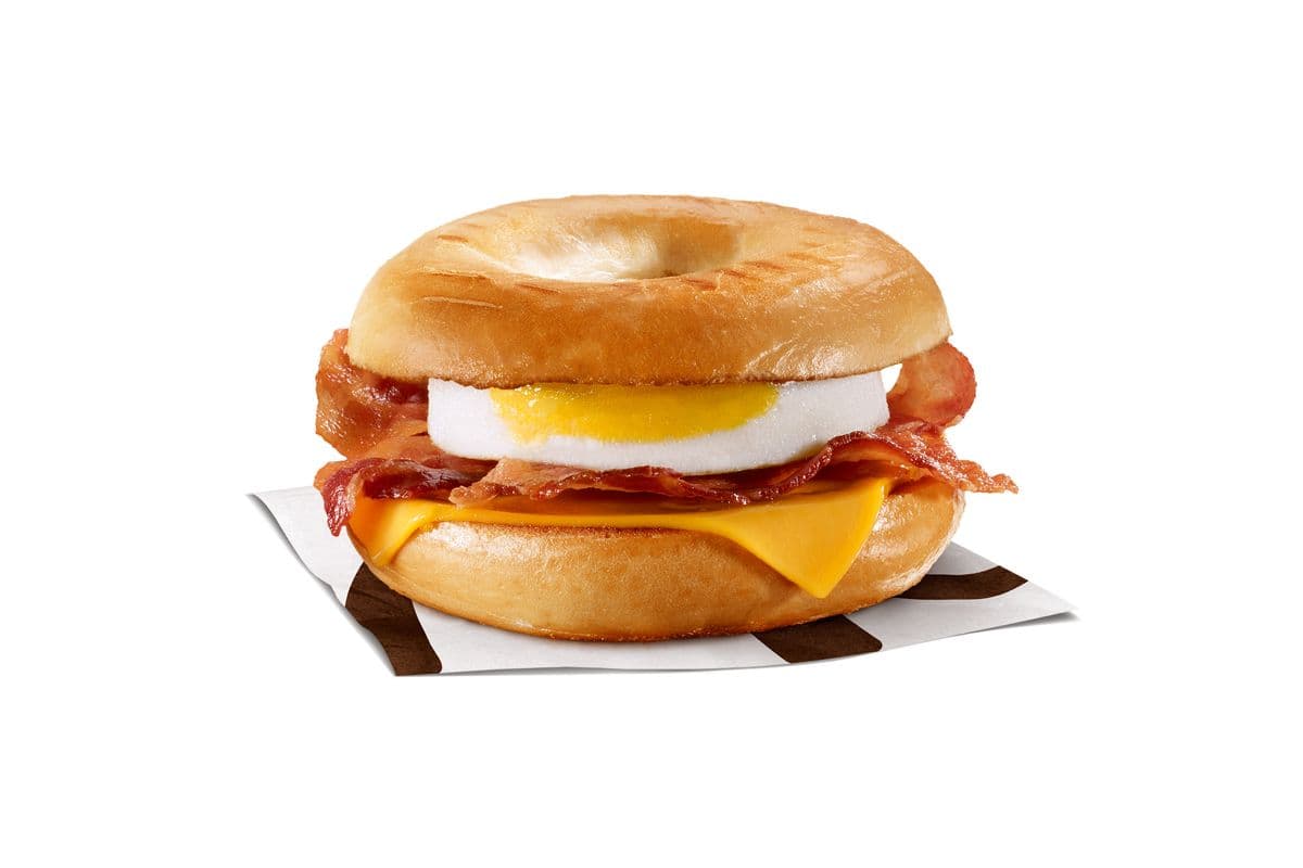 Plain Bacon 'N Egg Bagel [530.0 Cals]