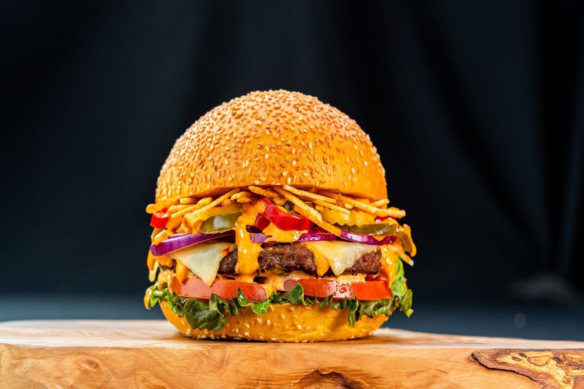 #7 BURGER FROMAGE PIQUANT
