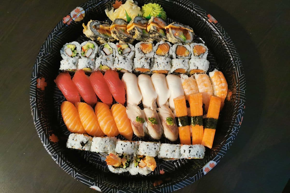 Party Tray T4 (50 pcs)