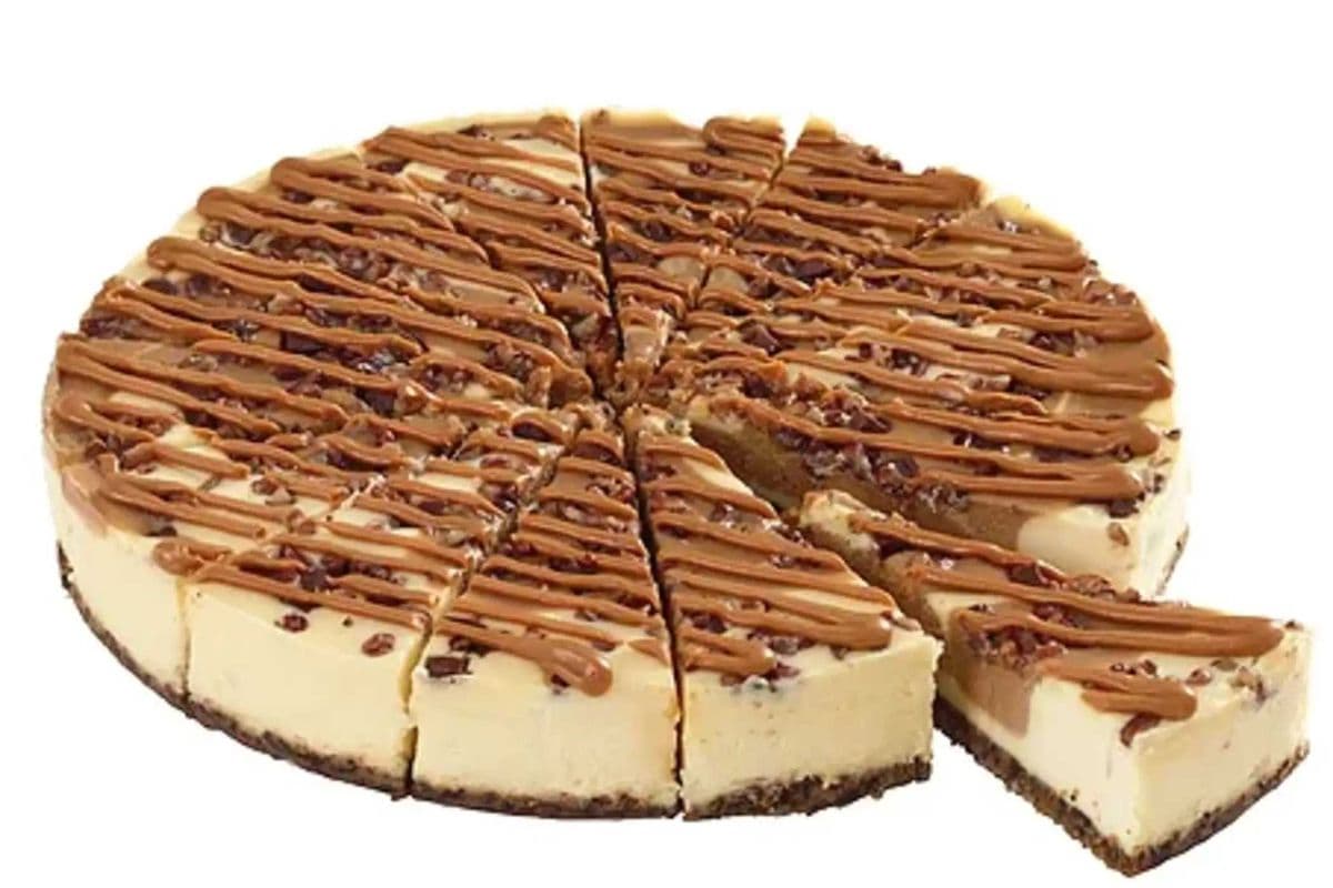 Caramel Pecan Cheesecake Slice