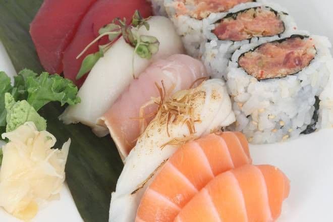 Sushi Regular (13 pcs )