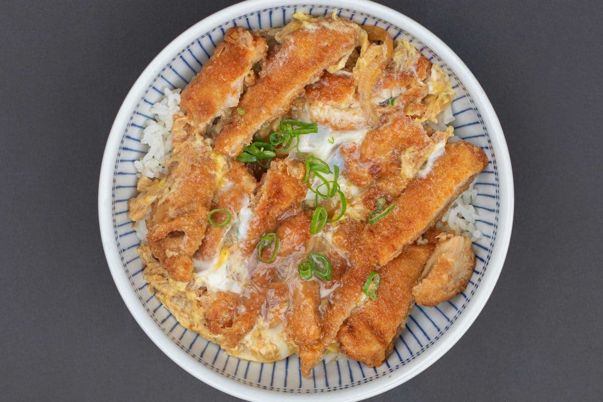 H06. Chicken Kastu Don