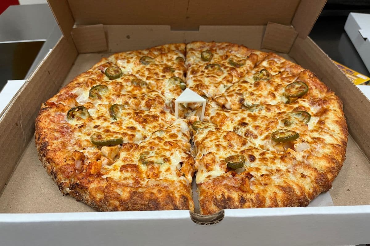 14" Chicken Delight Pizza