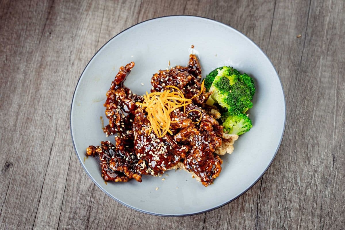 Crispy Beef with Orange Peel Sauce 陳皮牛