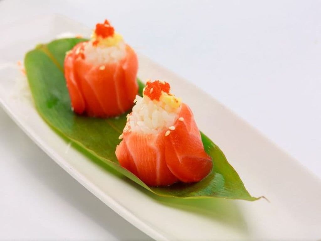 155.Salmon Rose Sushi(2pcs)