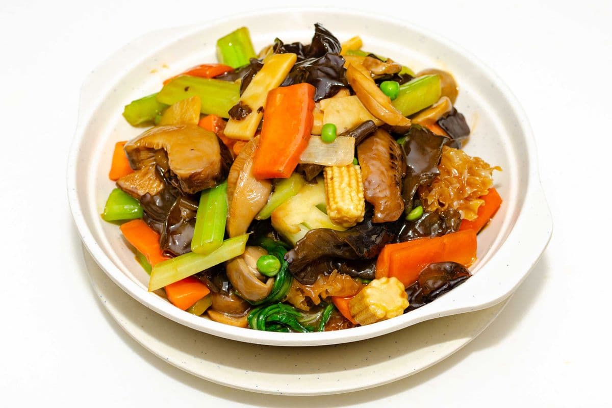 028 Buddhist Feast of Vegetables 燴羅漢上素