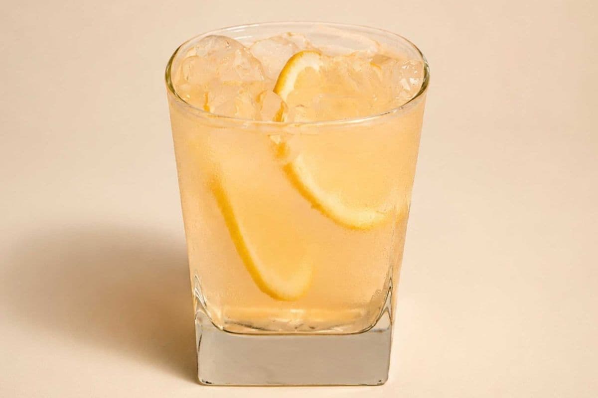 Peach Lemonade
