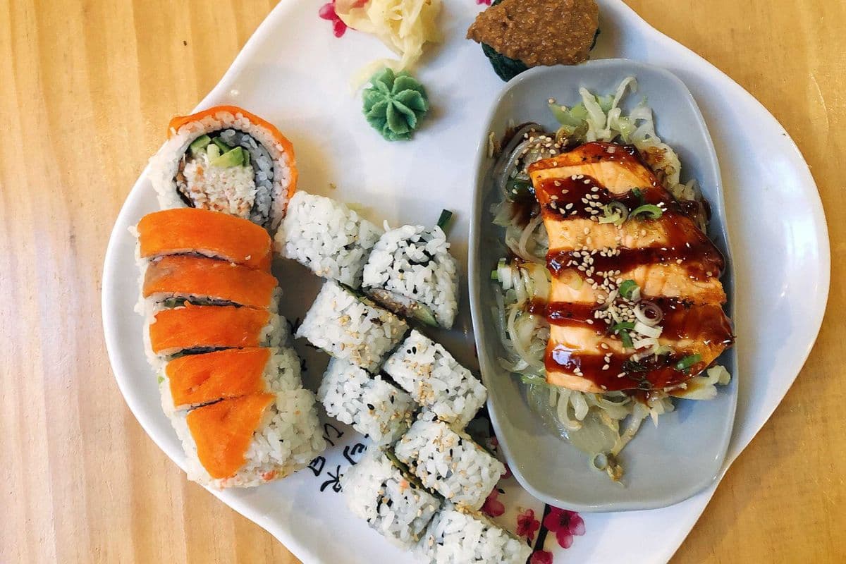 Dinner Plate C
