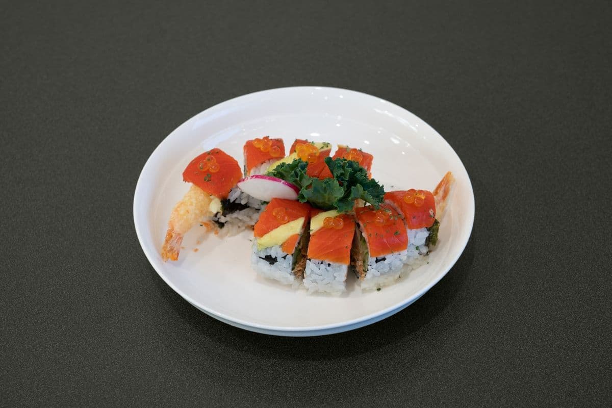 Gold Stream Roll (8 Pcs)