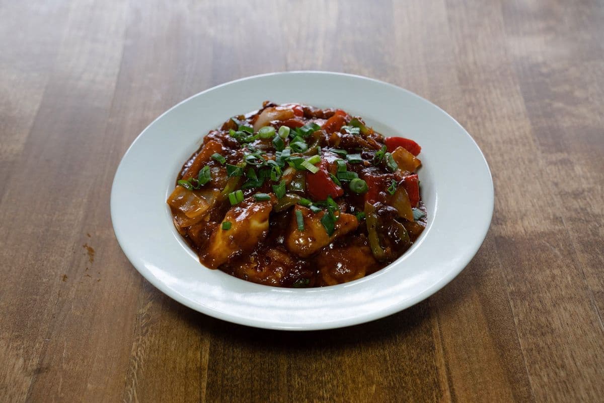 paneer gravy ( Nanak paneer cut in small pcs and lightly breaded and fry then cooked in your choice of sauce)