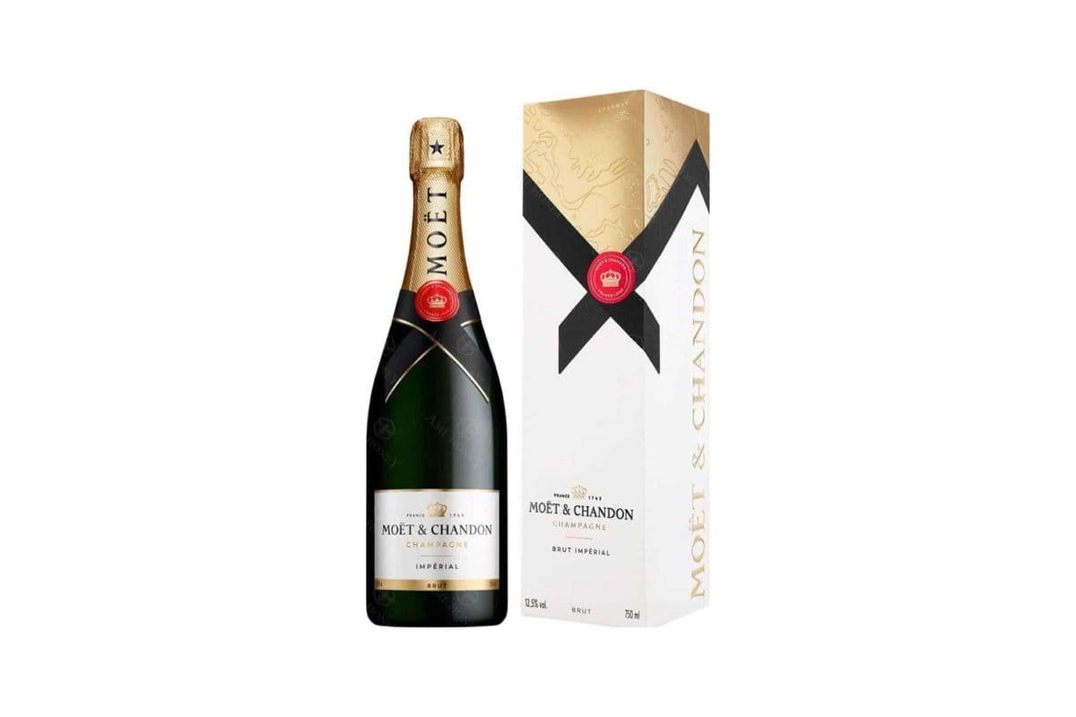 Moet & Chandon Brut (750 ml) (1 x (12% ABV) 750ML)