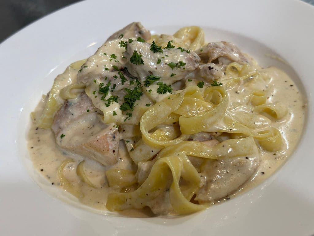 Chicken Fettuccini Alfredo
