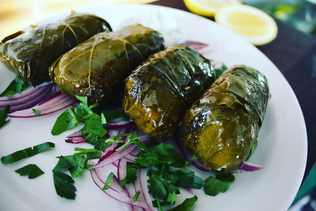 Dolmades (4 pcs)