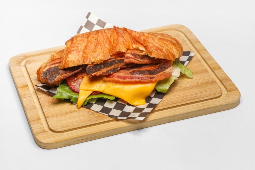 BLT