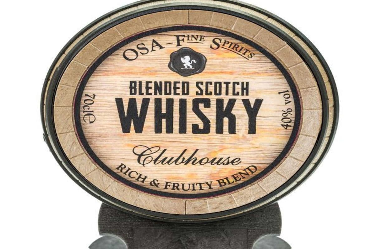 CLUBHOUSE BLENDED SCOTCH-700ML (1 x 700 ML)