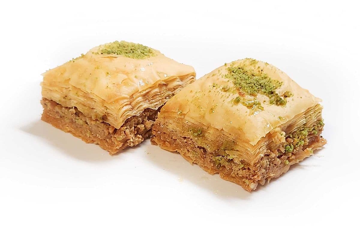 Baklava (Cashew) Square Large (2pcs)