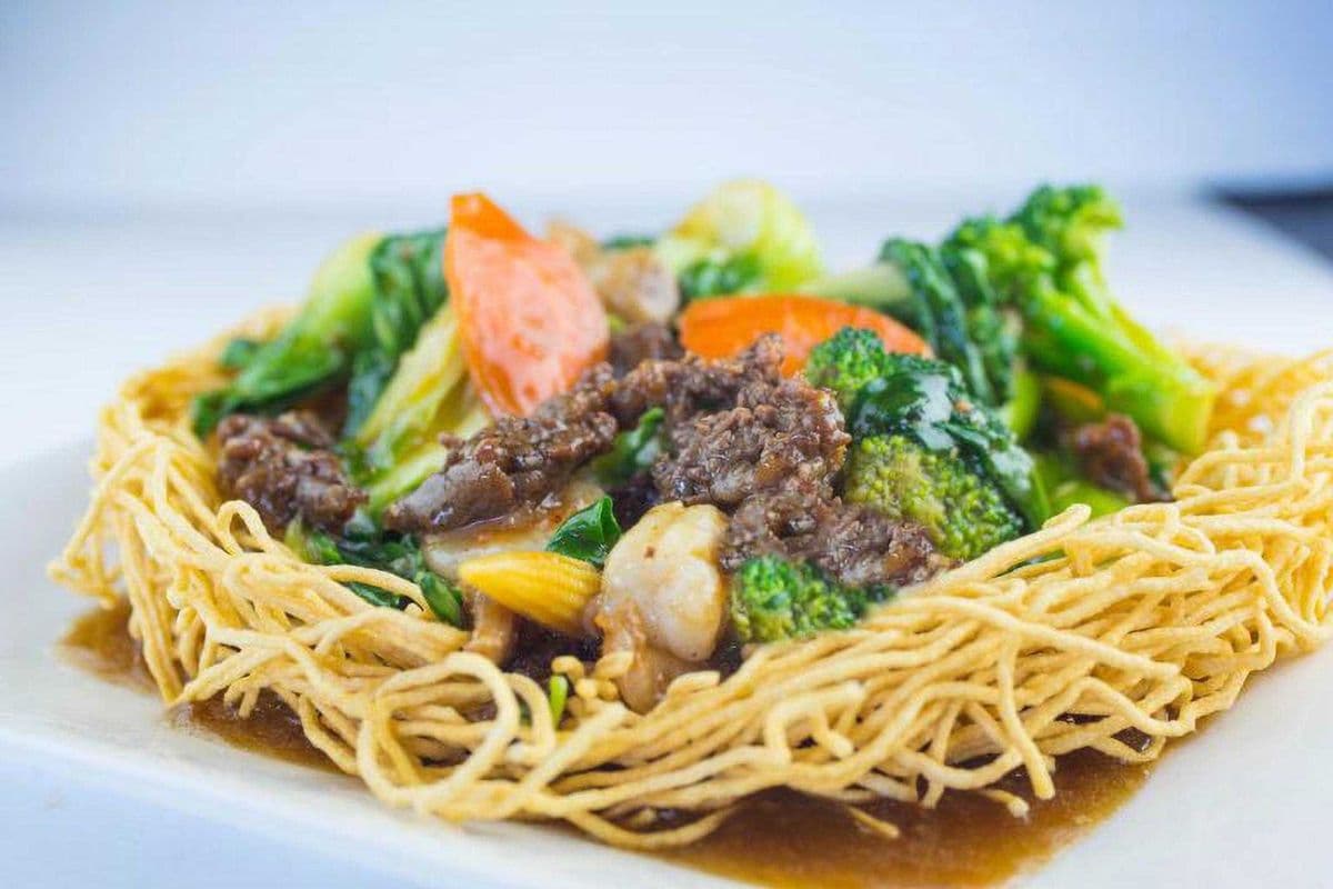 470 Saigon Chow Mein
