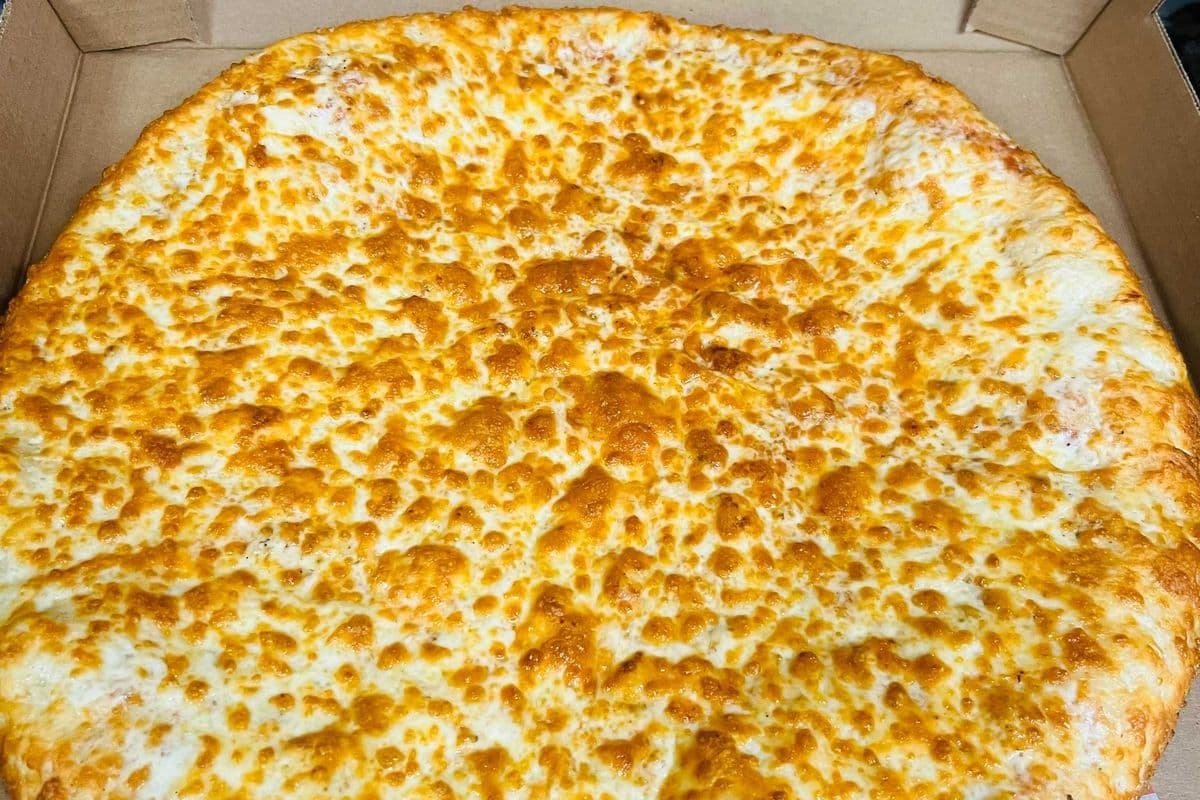 14" Large Three Cheese Pizza