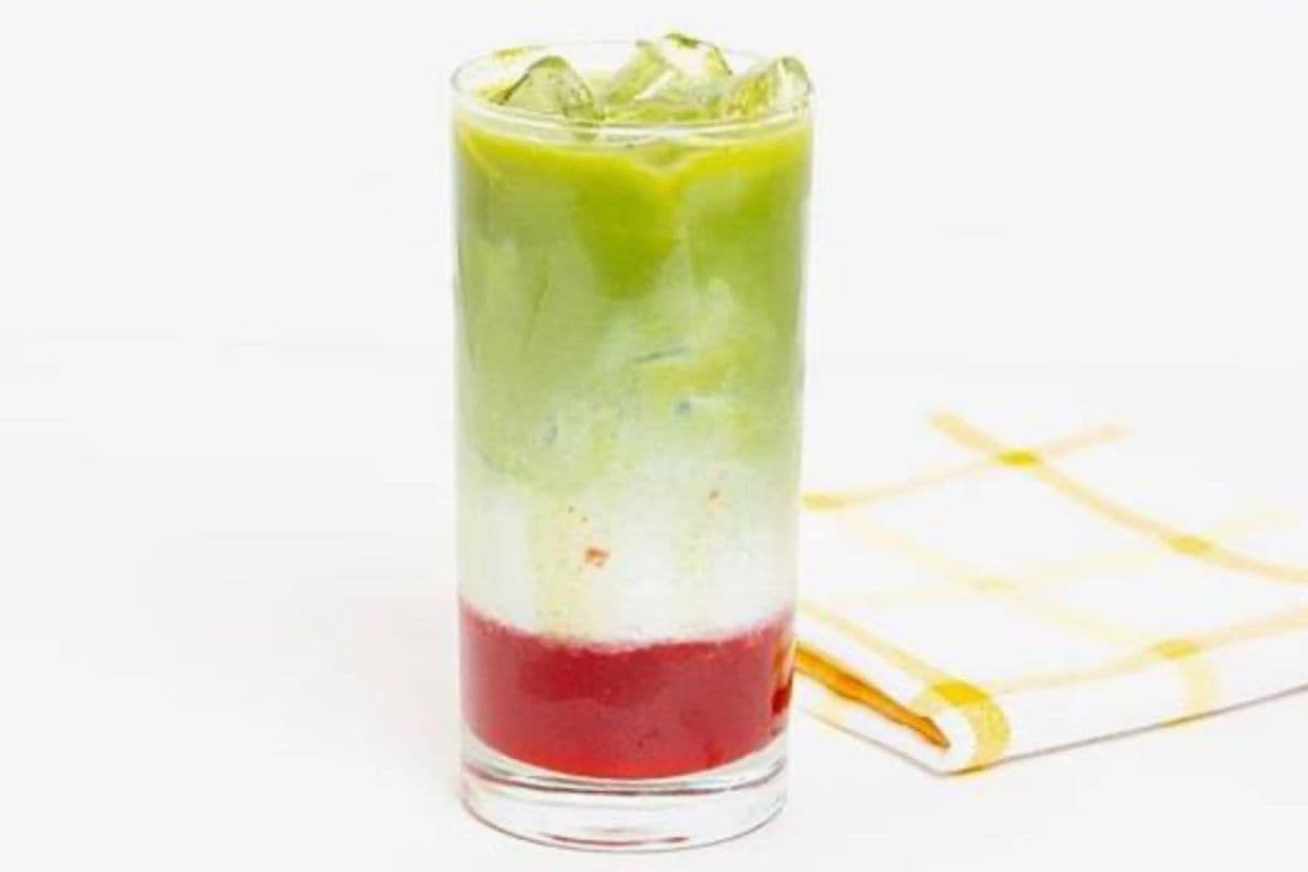 Matcha Strawberry Latte