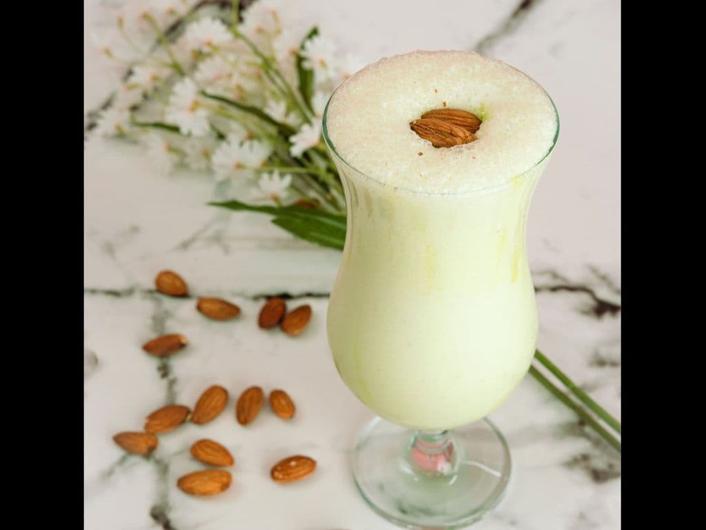 Mawa Badam Shake