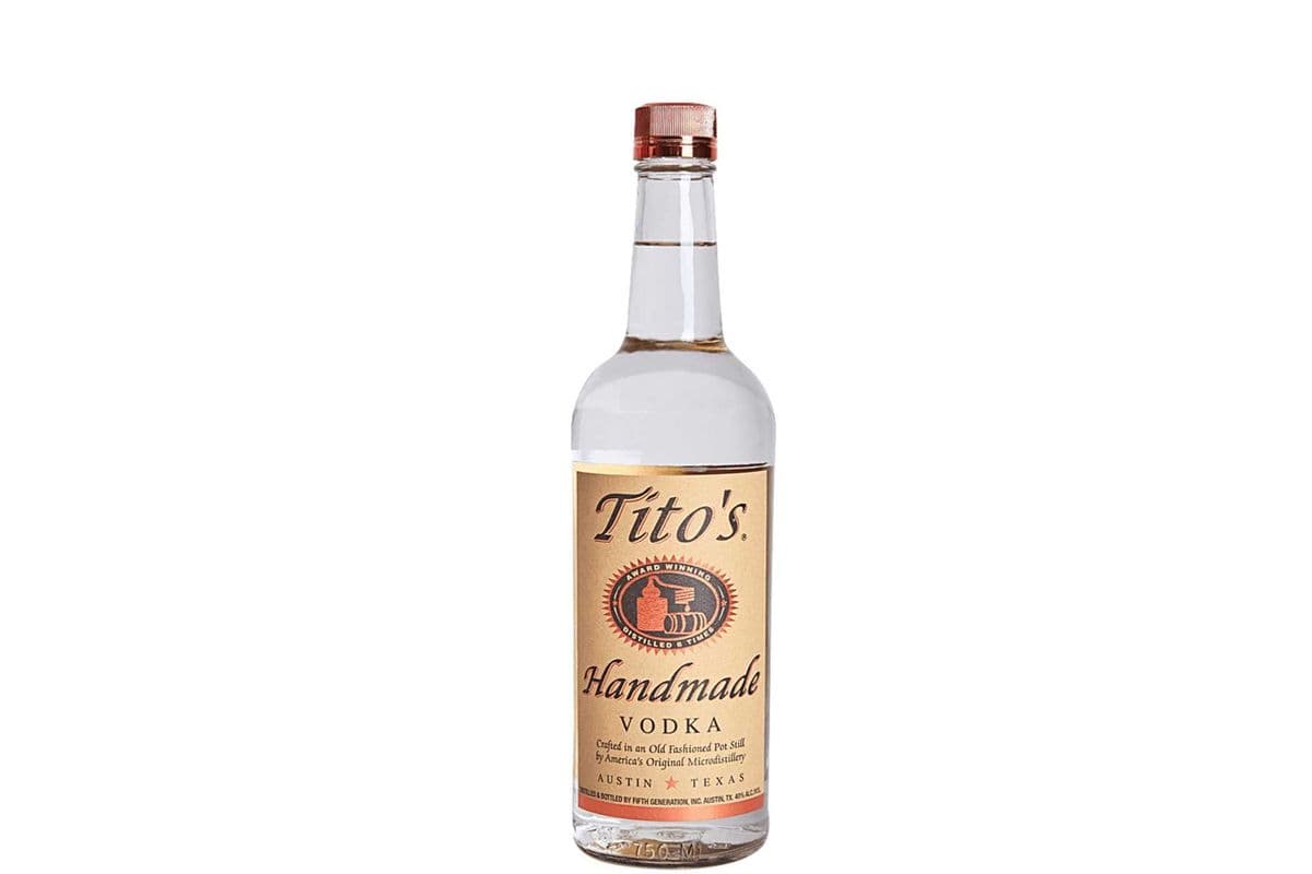 Titos (750 ml Bottle) (1 x 750 ml Bottle)