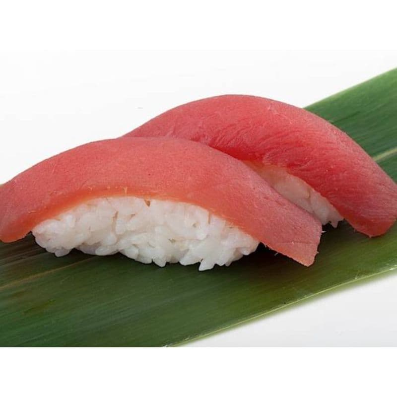 Tuna Sushi (2 pcs)