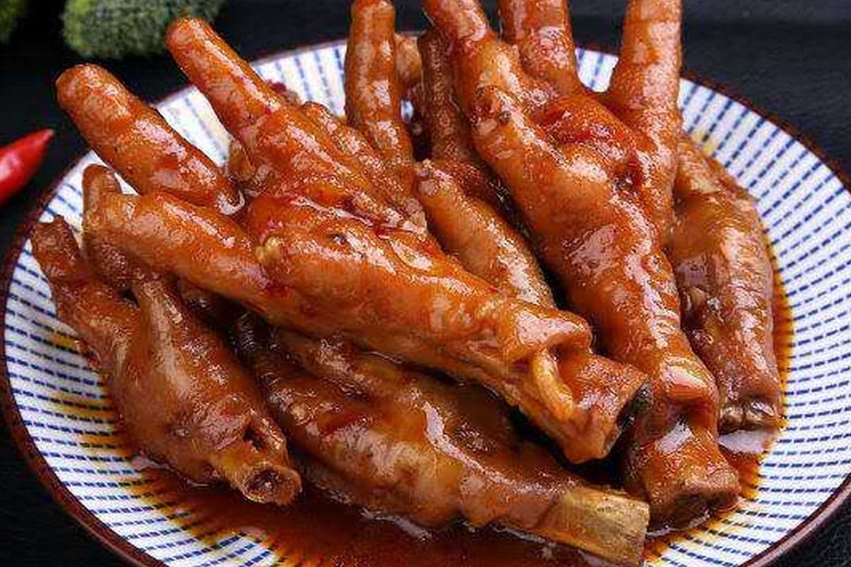 braised chicken feet 周黑鸭风味鸡爪