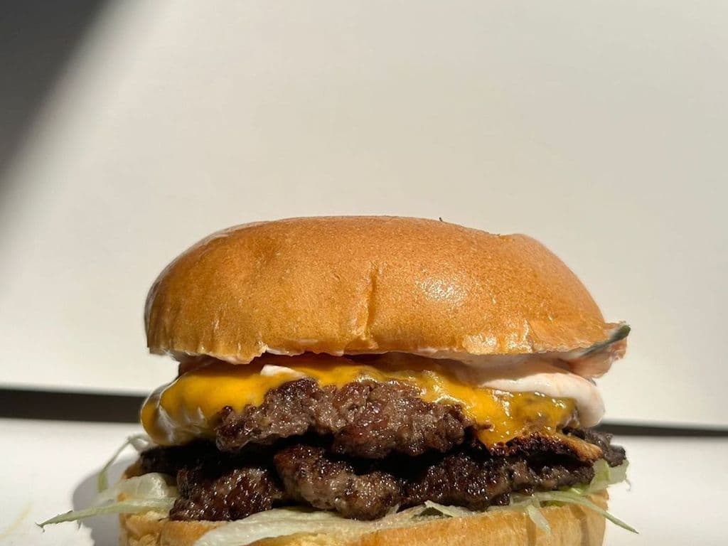 Smash Cheeseburger