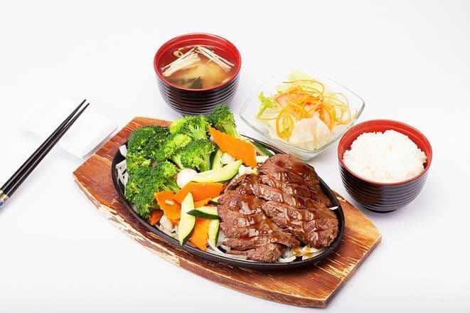 48. Beef Teriyaki Dinner