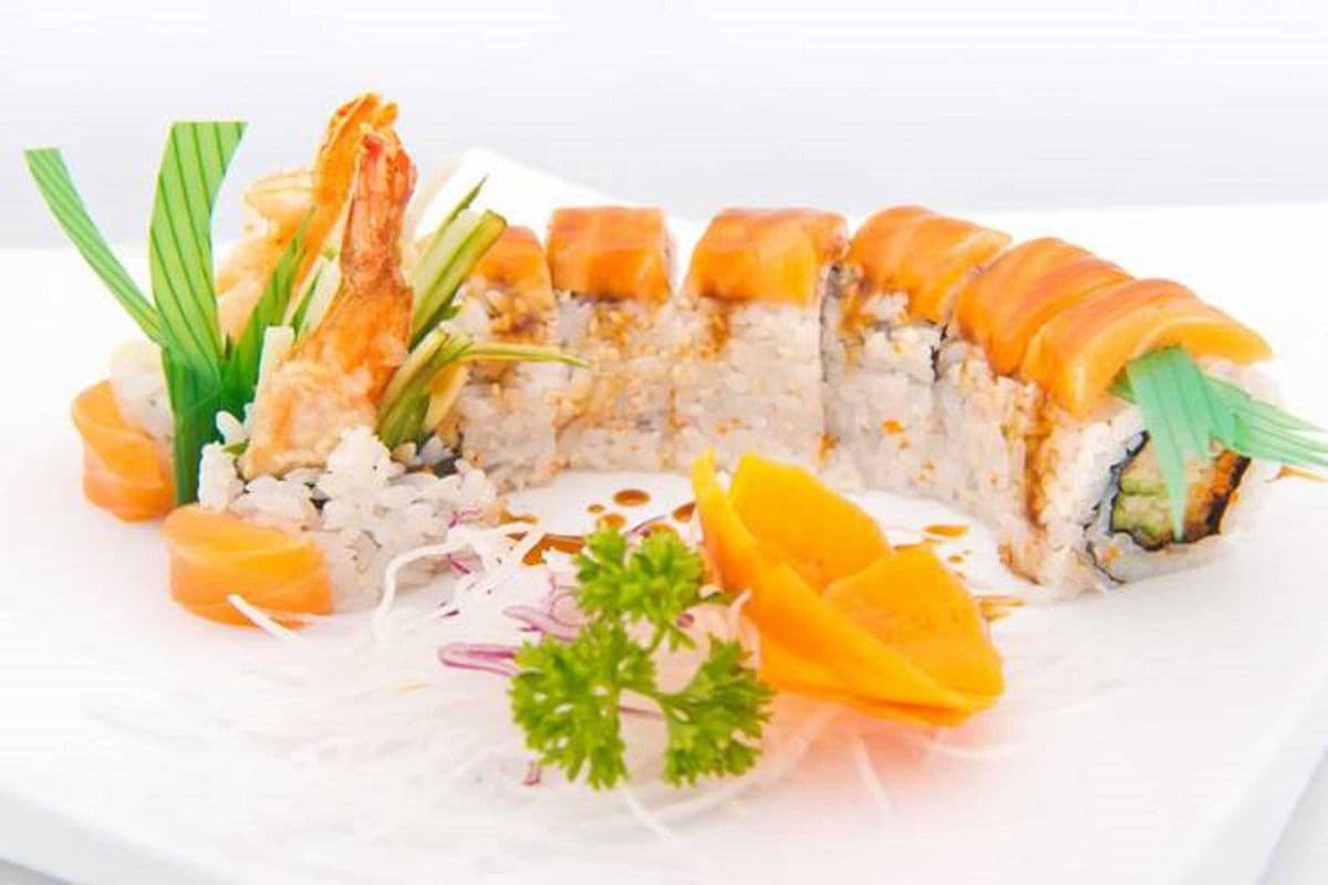 Red California Roll (8 pcs)