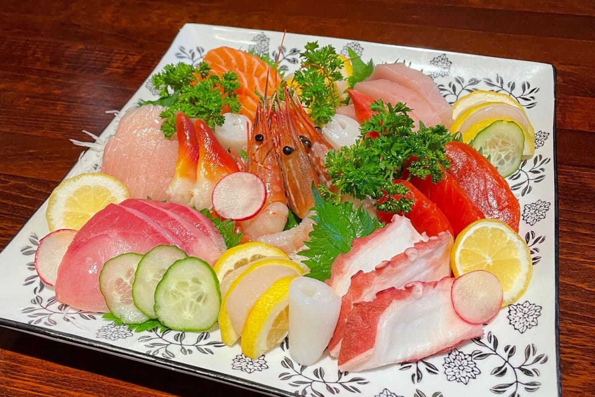 Aria Special Sashimi (30 pcs)