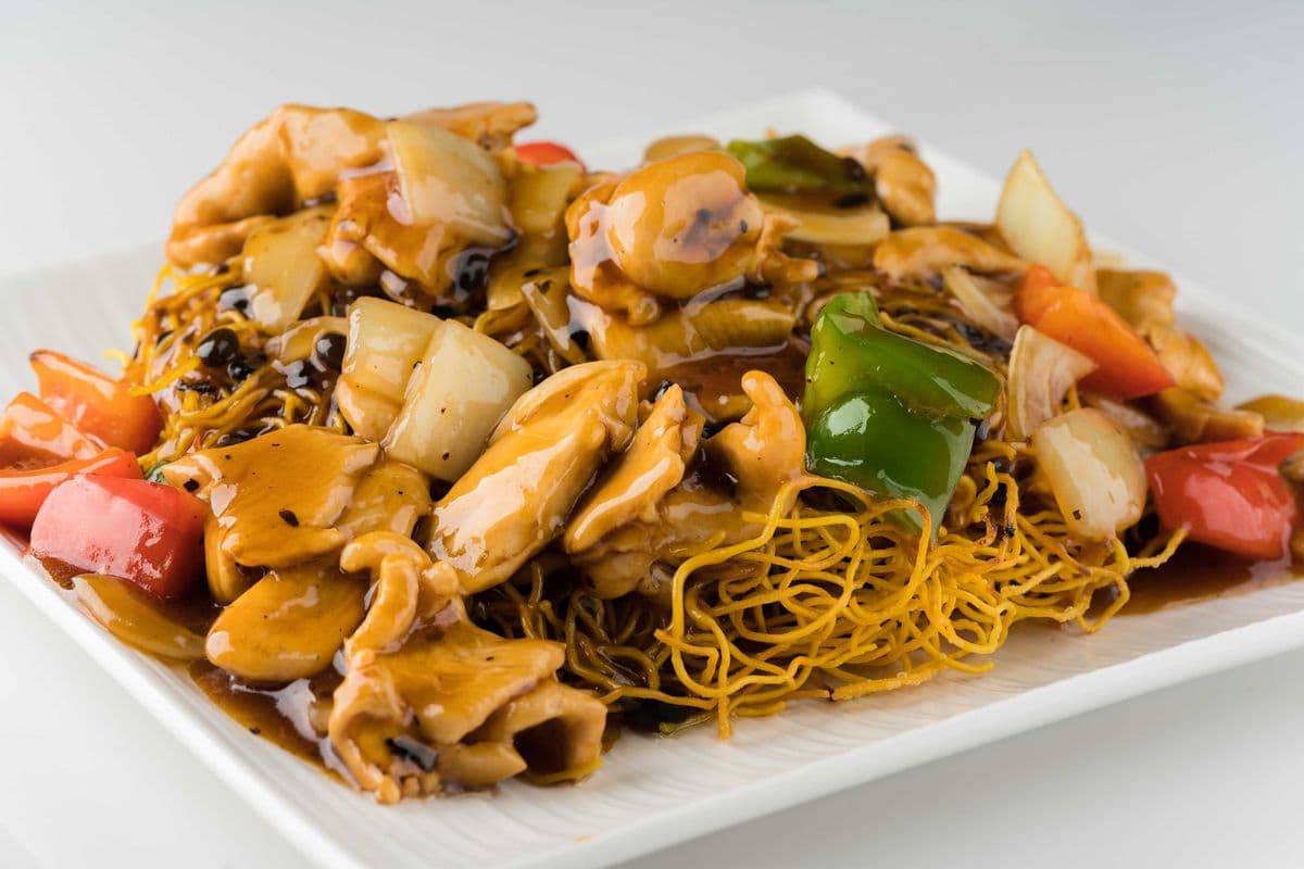 135. Black Bean Crispy Chow Mein