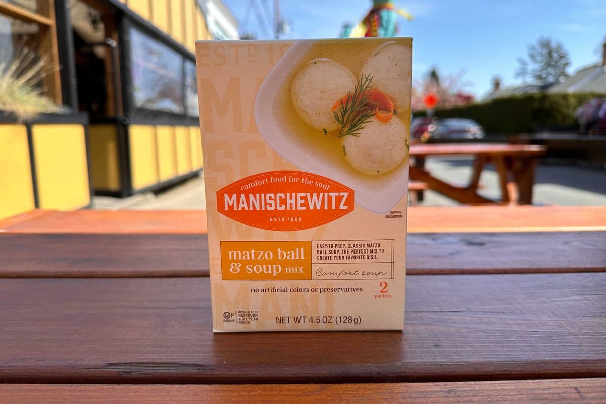 Manischewitz Matzo Ball and Soup Mix (142 g)