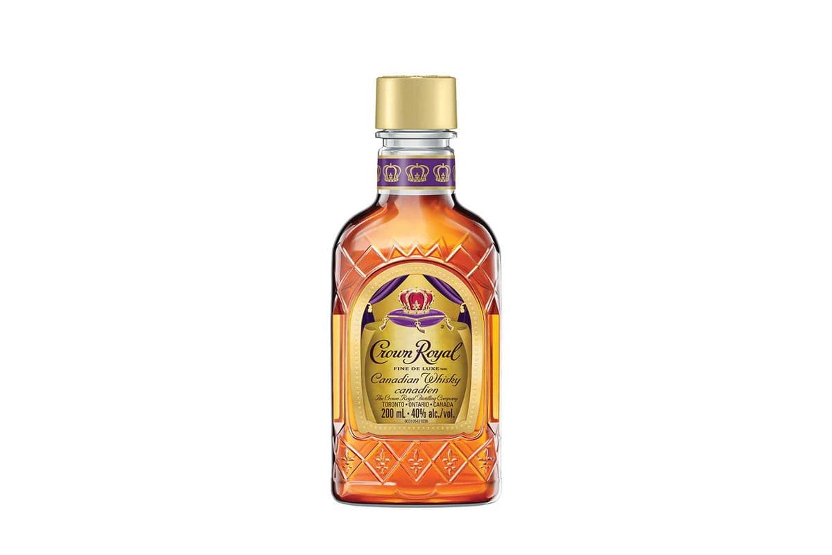 Crown Royal (1 x 200 ml Bottle)