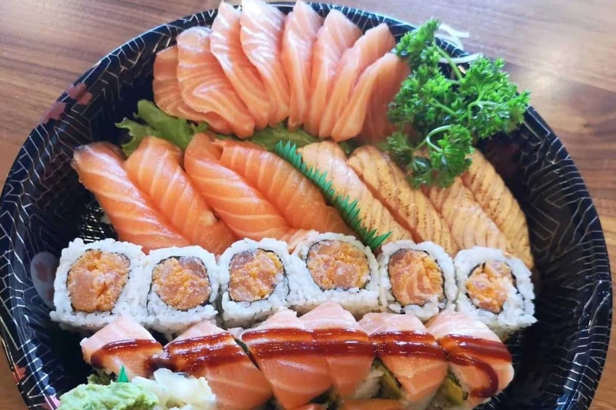 Salmon Combo For 2 (30pcs)