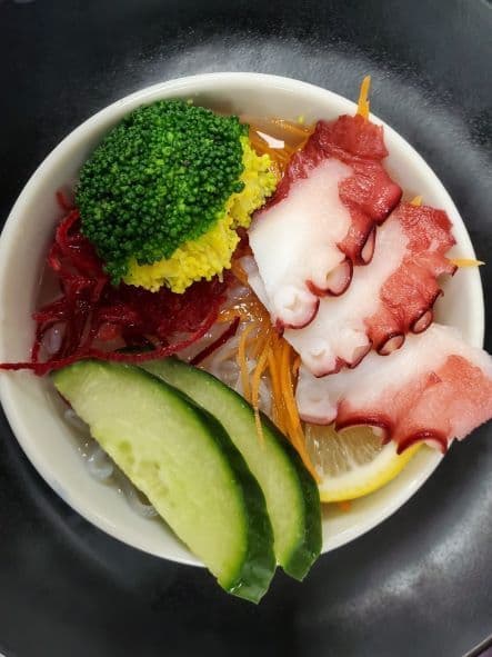 Tako Sunomono